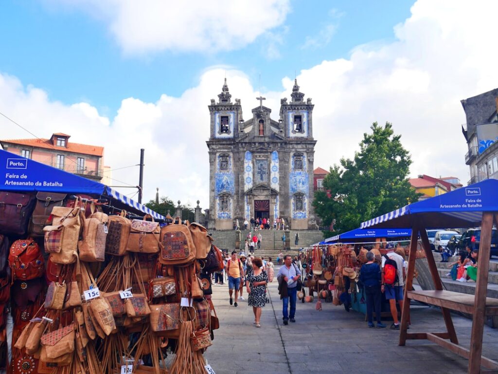 IBEX 35: ¿La Siesta de Fin de Año o el Silencio Antes del Grito?